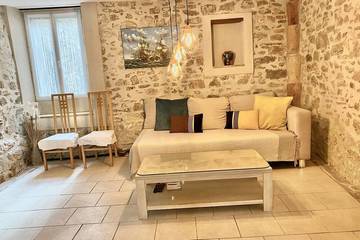 Gîte pour 8 personnes à Fontcouverte