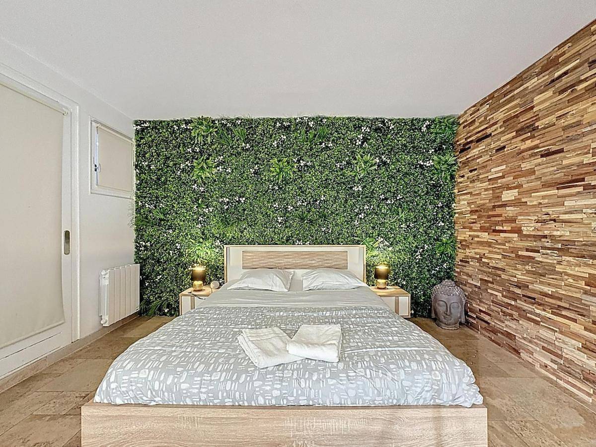 Appartement entier, Unique Chambre 3 spa Centre Équestre & Snack in Vic-le-Comte, Parc Naturel Régional Livradois-Forez