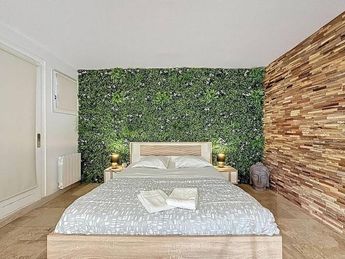 Gîte pour 2 personnes, avec terrasse et jacuzzi à Vic-le-Comte - 4