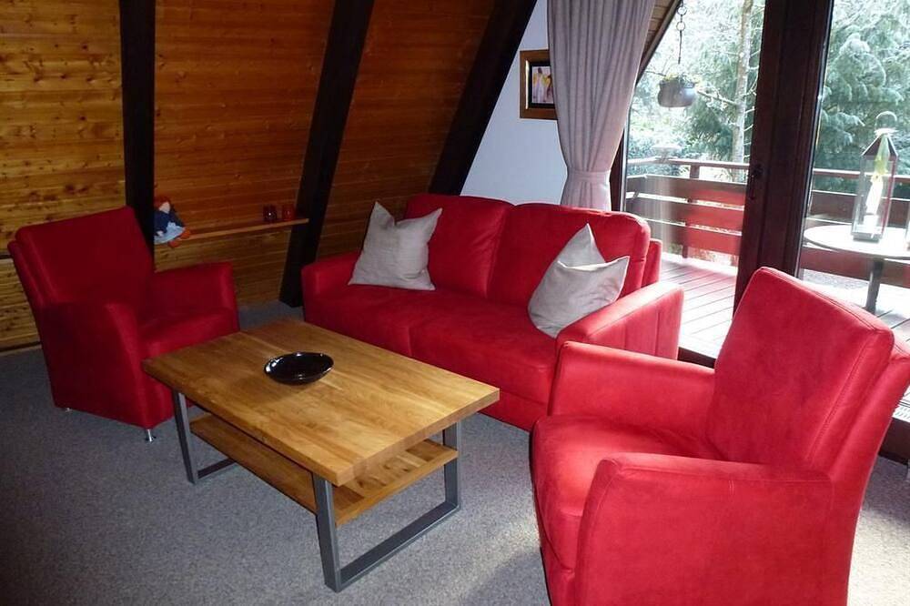 Ferienhaus \"Rehberg\" - Ferienhaus, Dusche, Wc, 2 Schlafräume in Leinsweiler, Trifelsland