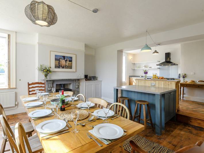 Cottage for 10 people, with garden, with pets in Norfolk