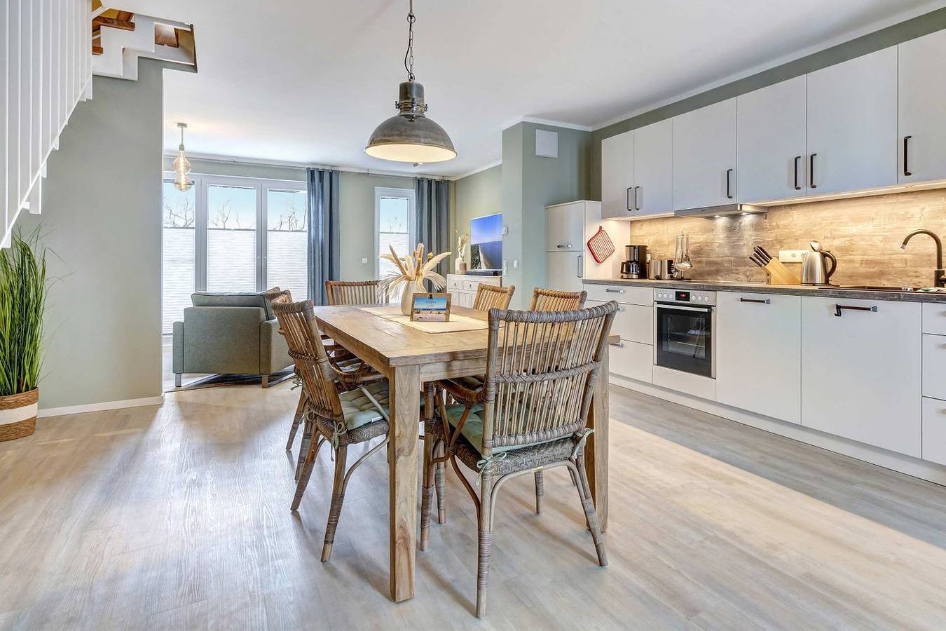 Modernes Ferienhaus mit Garten – 700 m zum Strand und 300 m zum See in Kölpinsee, Loddin