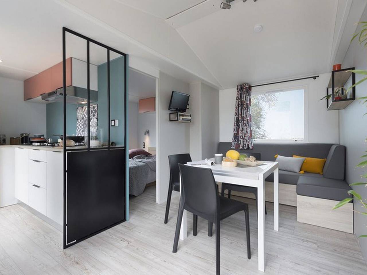 Mobil home confortable avec clim - 6 pers. in Saint-Rome-de-Tarn, Parc naturel régional des Grands Causses