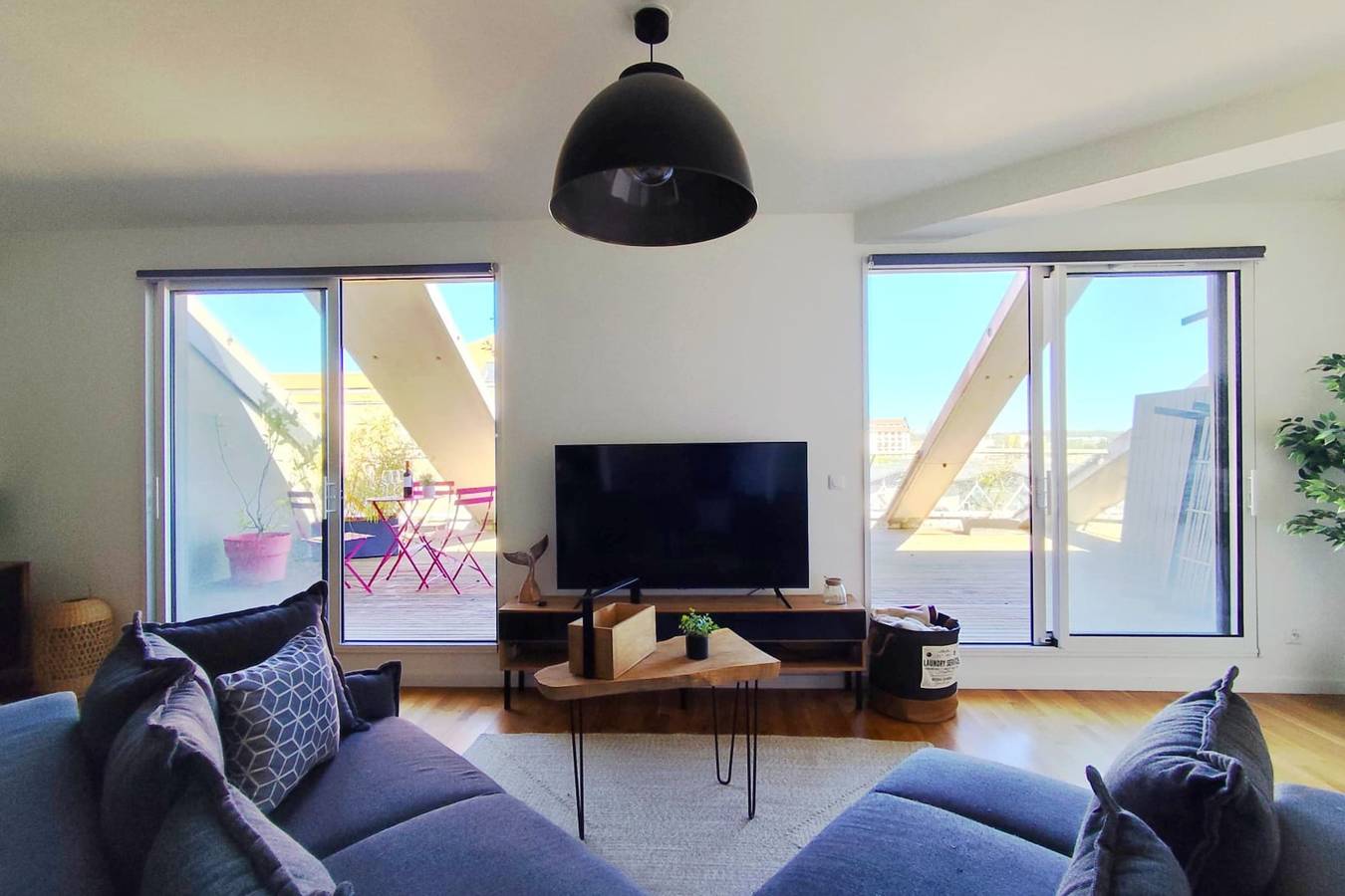 Hel lägenhet, Apartment 2 rooms with terrace in Bordeaux in Bordeaux, Bordeaux region