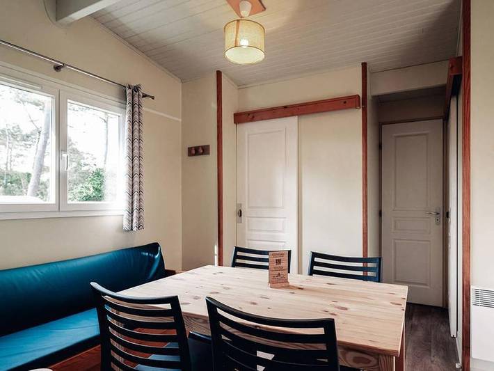 Chalet für 4 Personen, mit Seeblick in Frankreich - 2