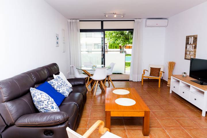 Ferienwohnung für 4 Personen, mit Terrasse und Garten in Jávea - 2