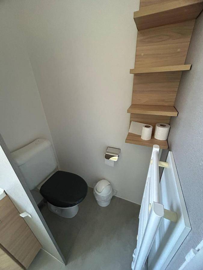 Camping pour 6 personnes, avec terrasse ainsi que piscine et jardin à La Teste-de-Buch - 3