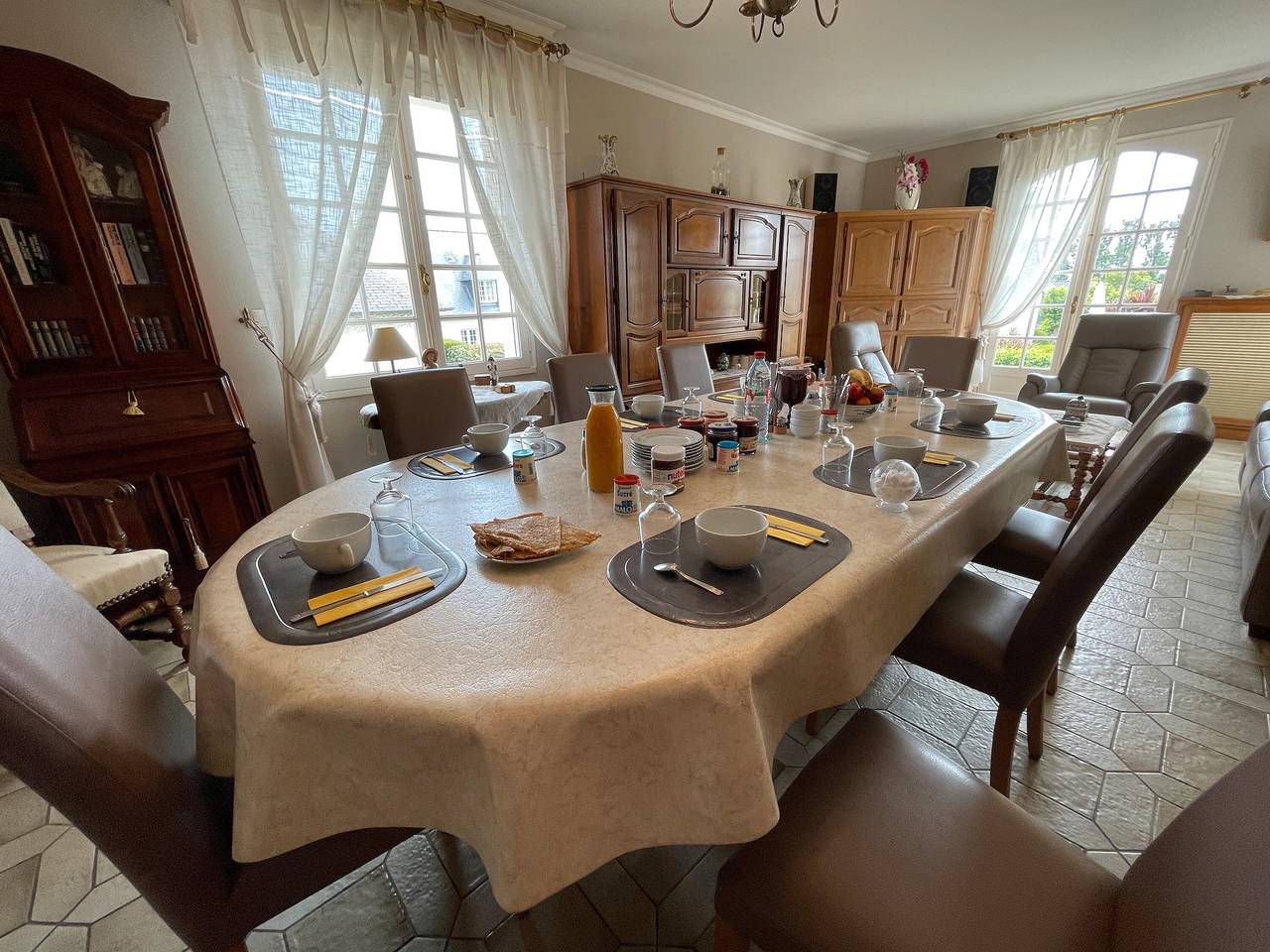 Chambre d'hôtes 'La Mansardière - Chambre 4' avec jardin partagé et Wi-Fi in Cancale, Baie du Mont-Saint-Michel