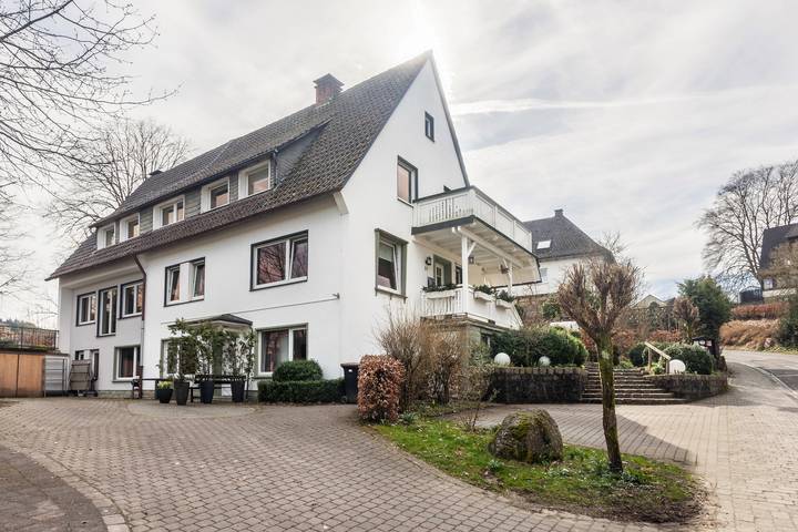Ferienwohnung für 9 Personen, mit Balkon und Garten in Eslohe - 3