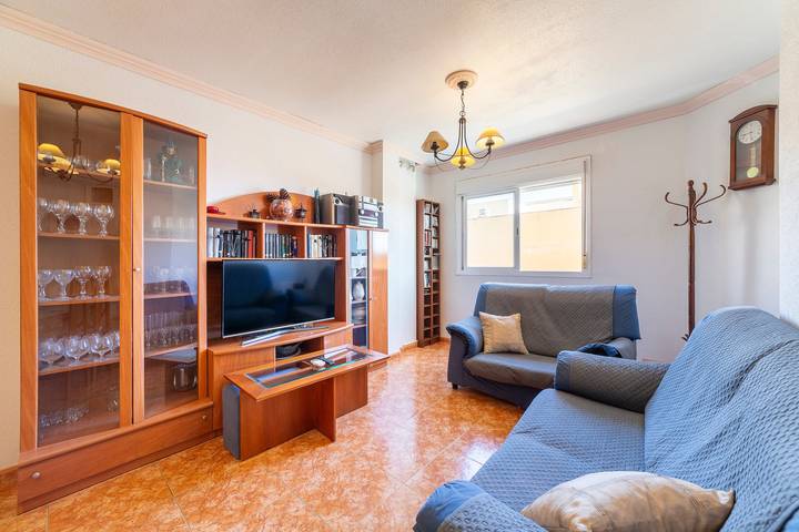 Apartamento entero, Apartamento 'Edificio Merlin' con A/C y Wi-Fi in Las Marinas Roquetas, Roquetas de Mar