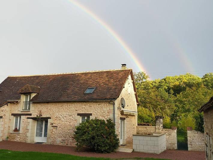 Gîte pour 9 personnes, avec jardin et piscine ainsi que sauna et vue, animaux acceptés dans Vaux-sur-Vienne