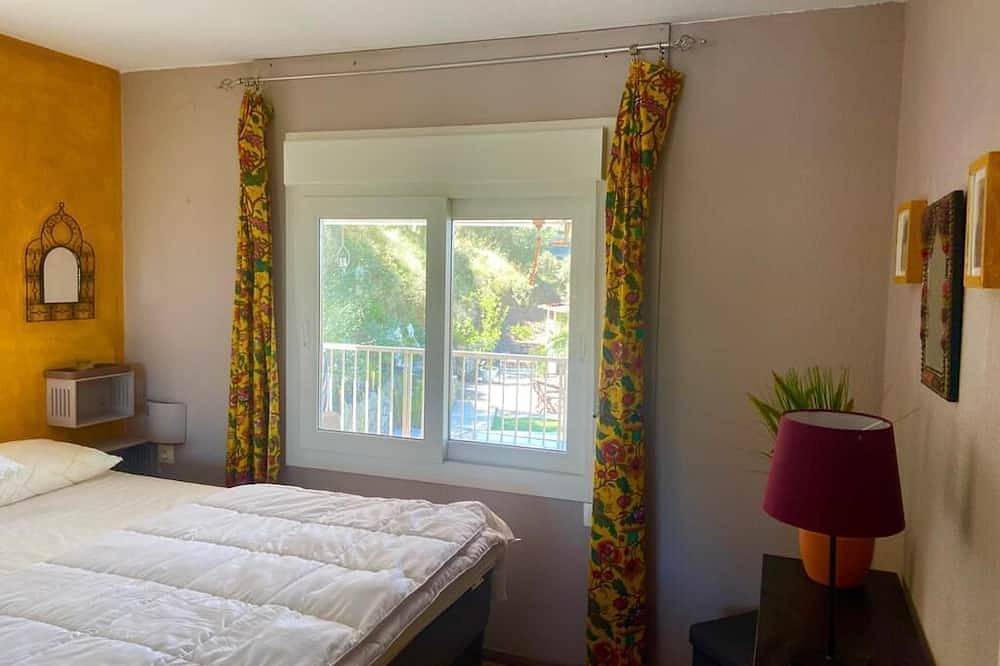 Atemberaubende 1 Schlafzimmer Hütte mit privatem Pool und Bbq Perfekt für Paare in Cómpeta, Costa del Sol