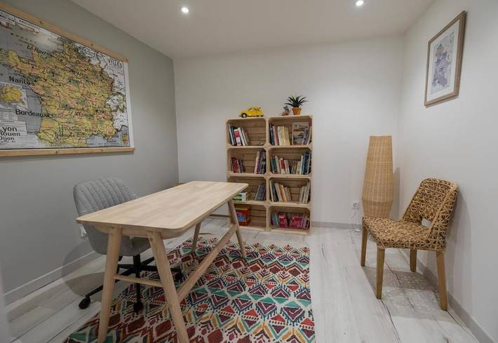 Location de vacances pour 6 personnes, adapté aux familles à Baix - 2