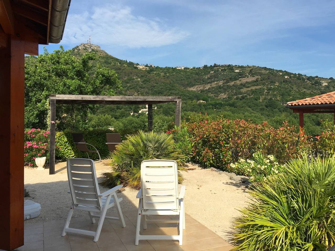 Casa en Sampzon cerca del río Ardeche in Vallon-Pont-d'Arc, Ardèche