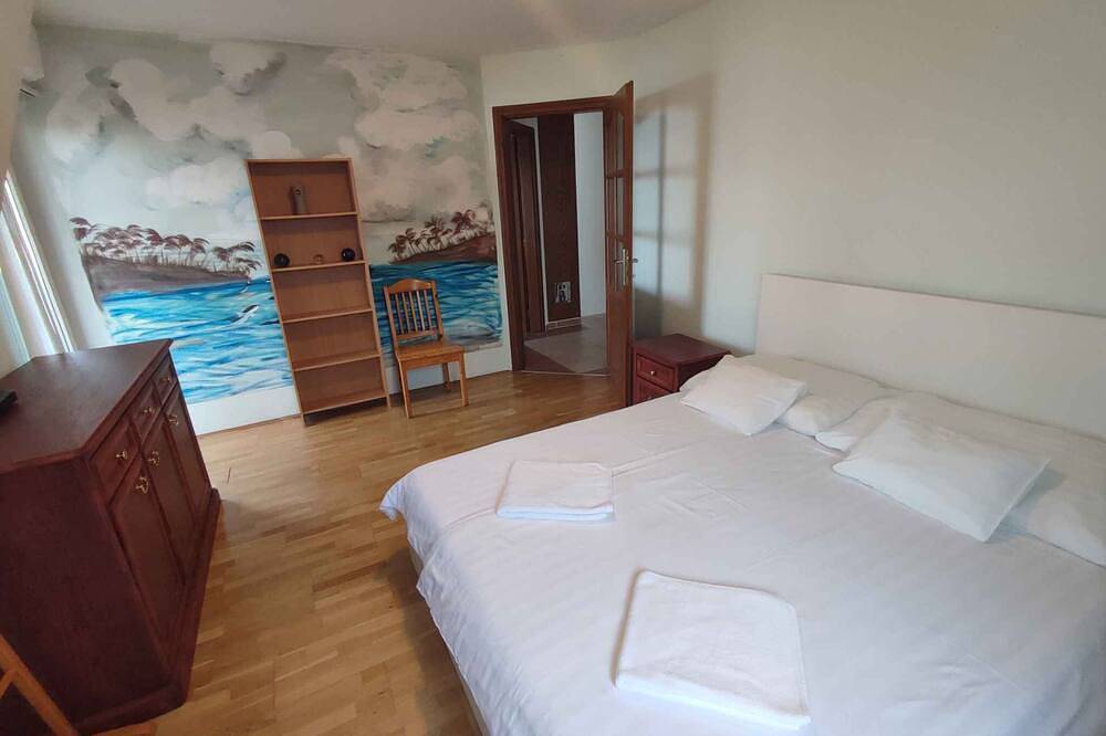 Ferienhaus direkt am Ufer mit Ausblick in Balatonboglar, Plattensee Südufer