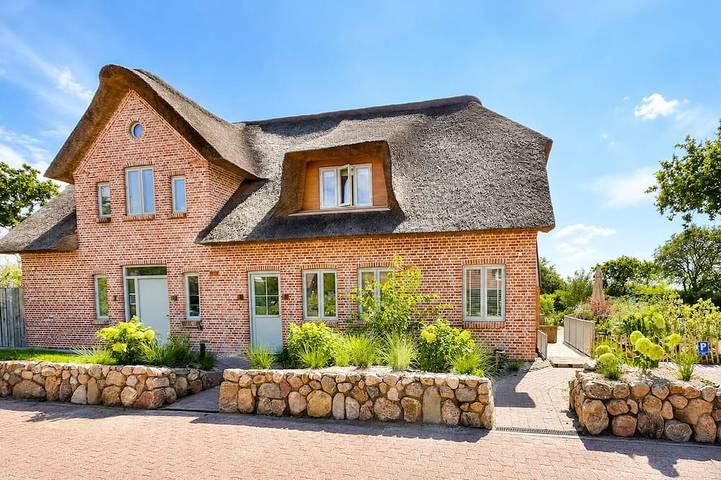Ferienwohnung für 5 Personen, mit Sauna und Terrasse sowie Garten - 1