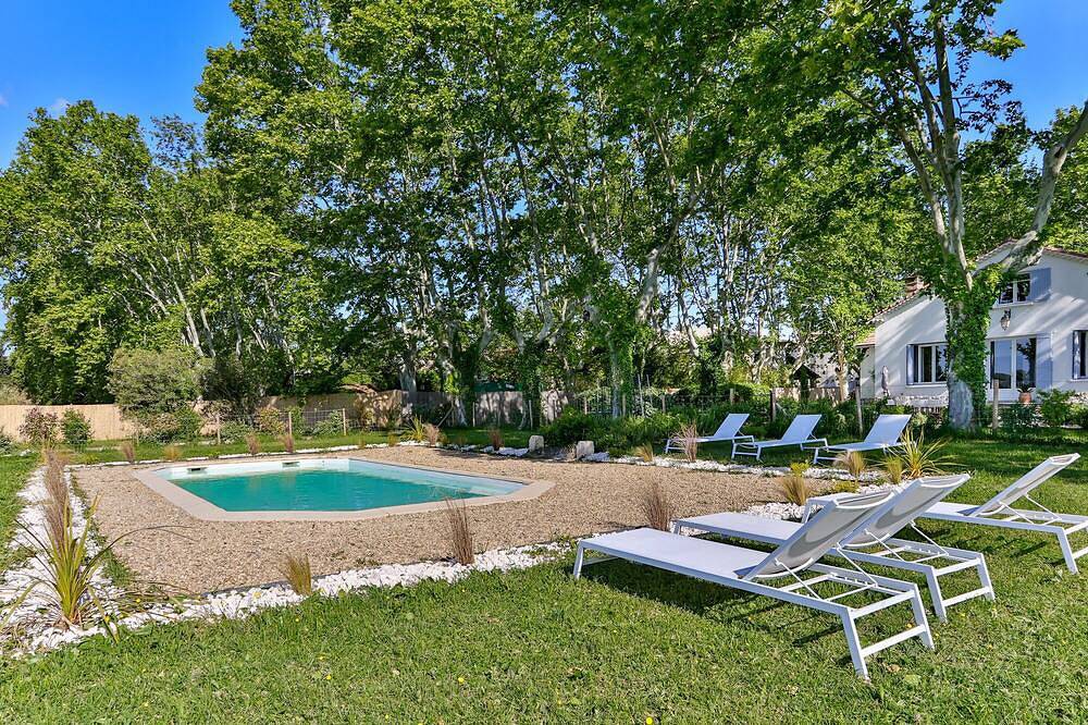 Villa Montel in Graveson, Arles region