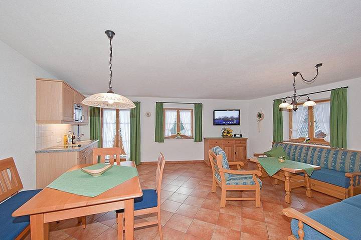 Ferienwohnung für 3 Personen, mit Balkon und Ausblick im Mittenwald - 4