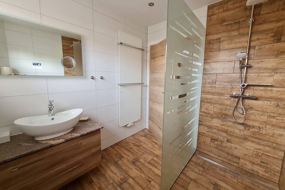 Ganze Wohnung, Ferienwohnung Jekarie 1 in Weimar, Weimarer Land