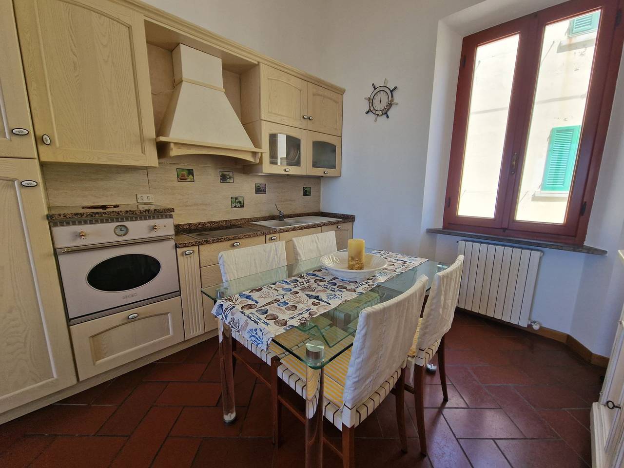 Appartamento intero, Via Della Torre 1 Balcone - Fronte del Porto - Magnifica vista in San Vincenzo, Costa degli Etruschi
