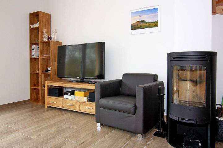 Ferienhaus für 6 Personen, mit Terrasse und Garten sowie Sauna in Neuenkirchen (Rügen) - 4