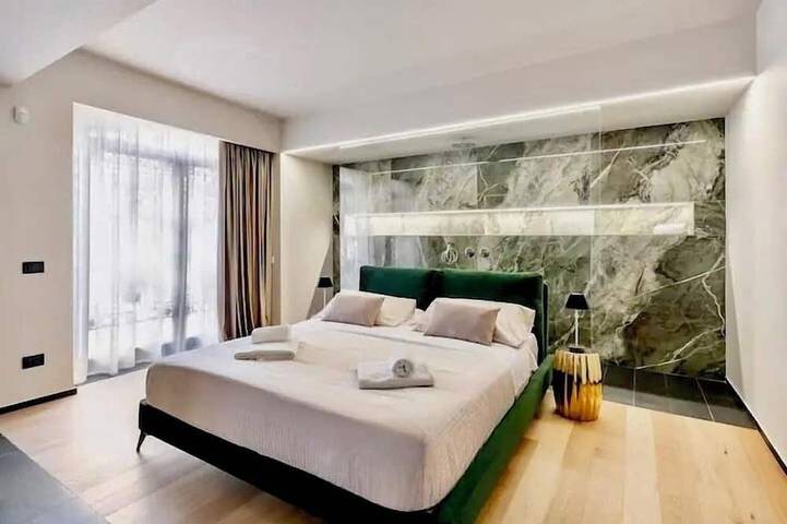 Piscina Jacuzzi esterna riscaldata | Villa di lusso con piscina privata e pineta in Partinico, Provincia di Palermo