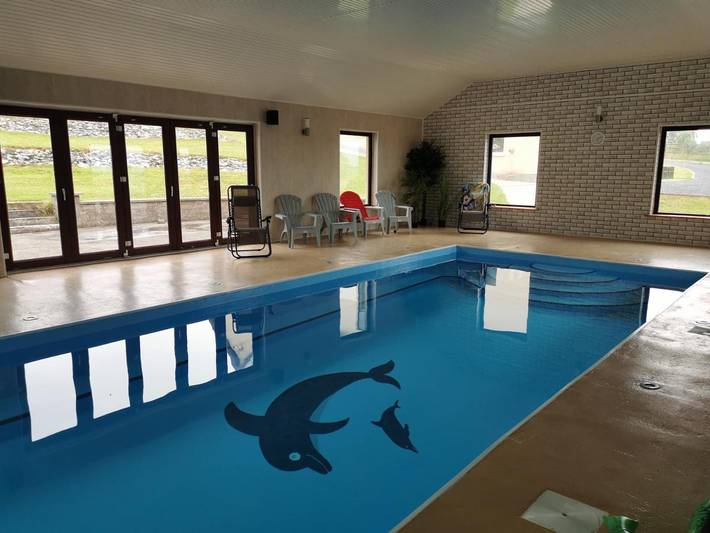 Gîte pour 5 personnes, avec Terrasse et Jardin ainsi que Piscine et Vue à Fermoy