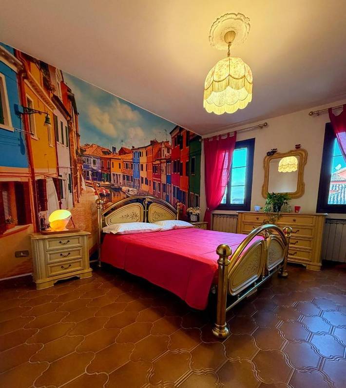 Gîte pour 2 personnes, avec vue et balcon dans Burano