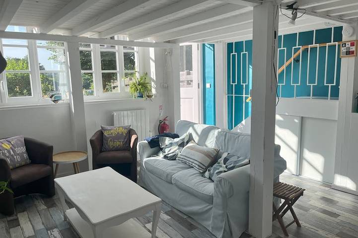 Gîte pour 4 personnes, avec Jardin et Piscine à Saint-Pierre-de-Frugie
