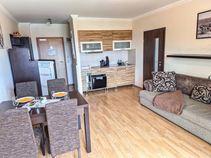 Ferienwohnung für 3 Personen, mit Balkon und Garten sowie Sauna und Seeblick am Faaker See