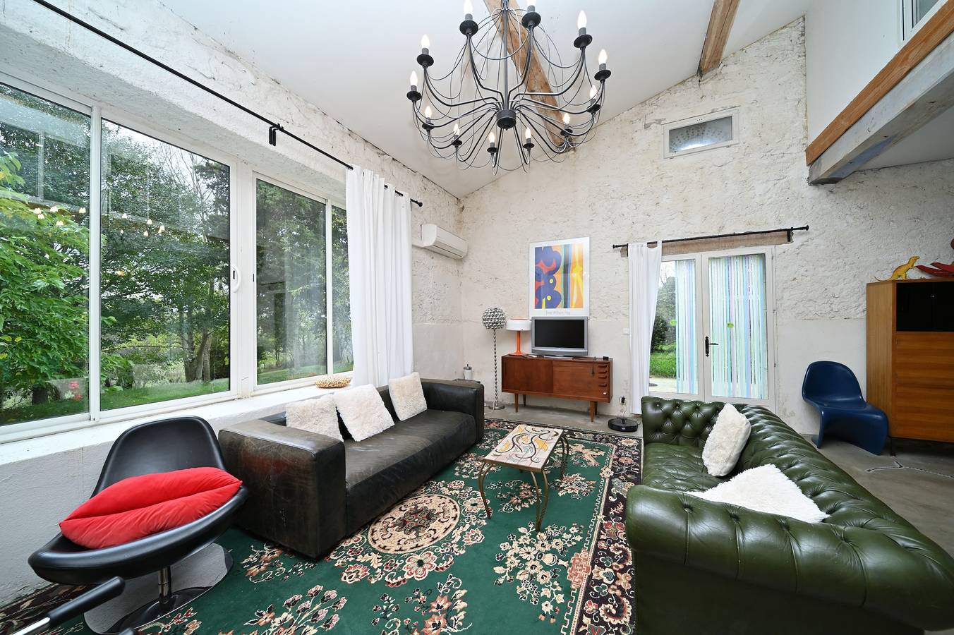 La Maison De Famille Du Chateau avec piscine partagée, Wi-Fi et climatisation in Pech-Luna, Région de Carcassonne