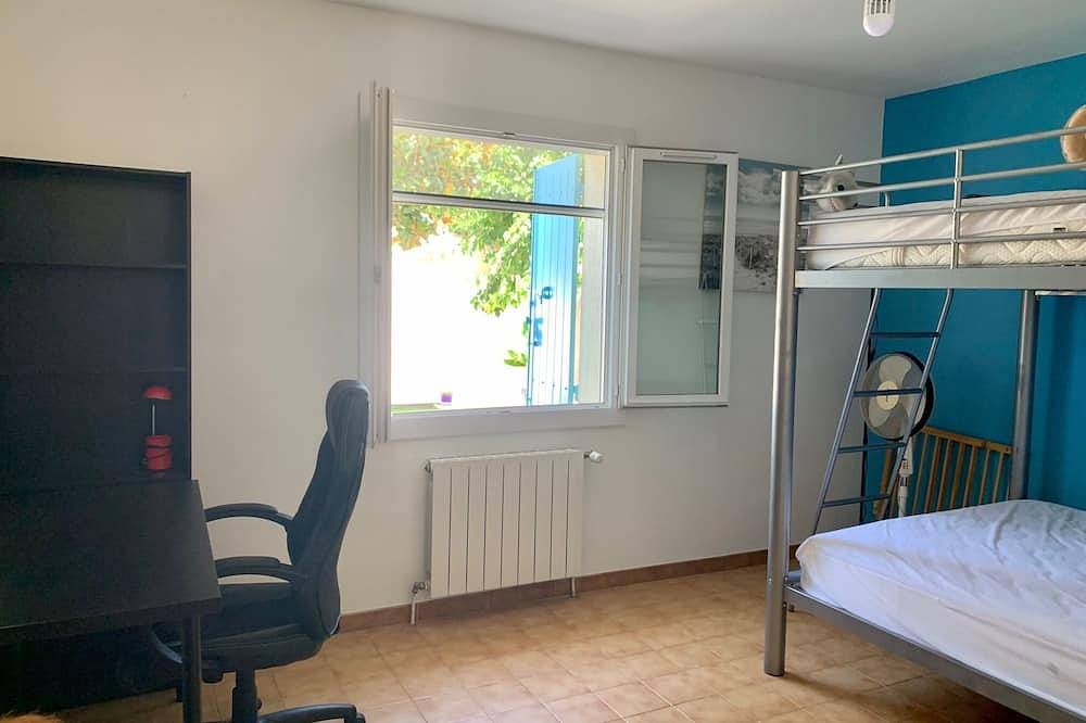 Uzes A Pied : Air-Conditioned Villa - Private Pool - Enclosed Grounds in Uzès, Nimes und Umgebung