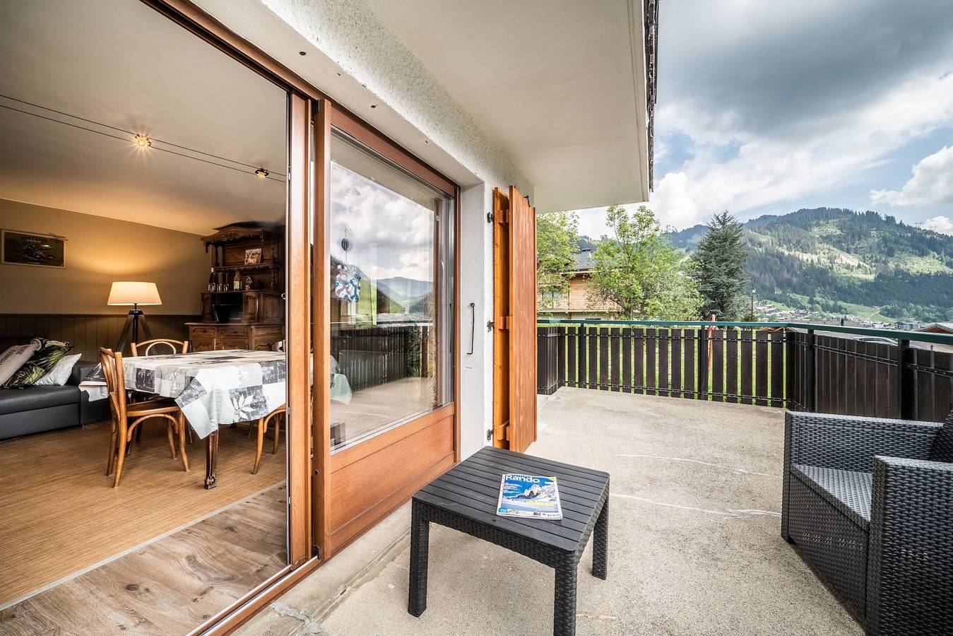 Chalet "Perce Neige" con vista montagna e giardino privato in Chatel, Les Portes du Soleil