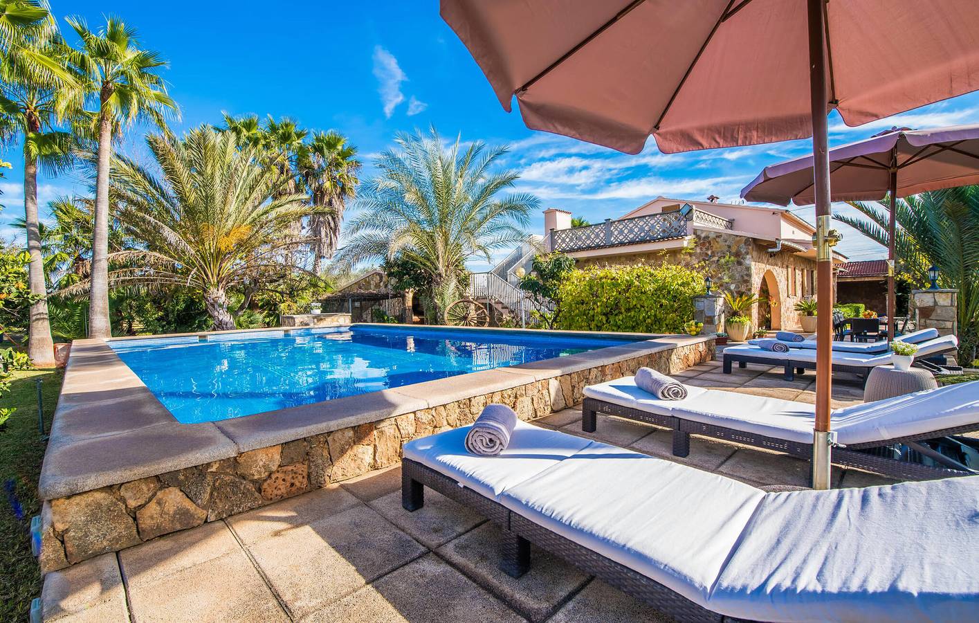 Casa vacanza a Inca a partire da 538€ a notte