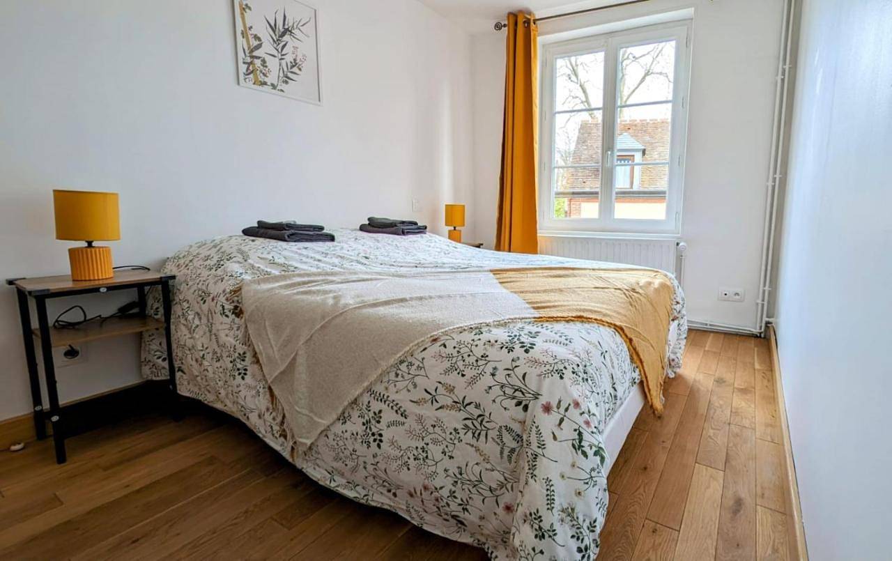 Three-Bedroom House in Verneuil-sur-Avre, Région d'Évreux