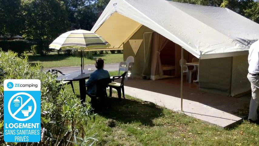 Tente pour 4 personnes, avec bassin pour enfant dans les Vosges