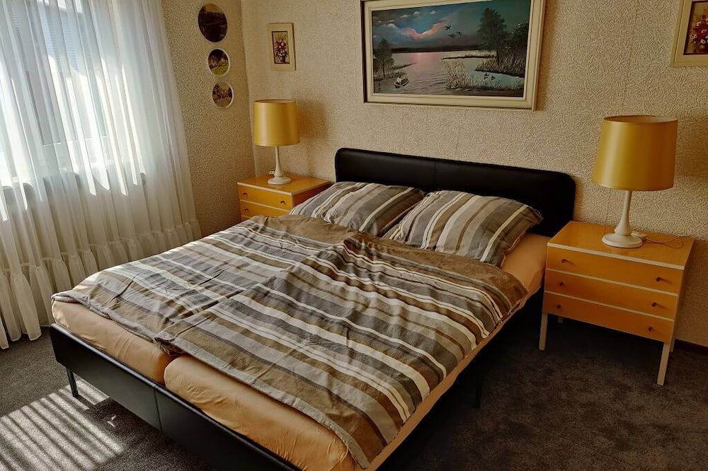 Ganze Wohnung, 110 qm, max. 6 Personen, ruhige Lage, verkehrsgünstig in Landstuhl, Saar-Nahe-Bergland