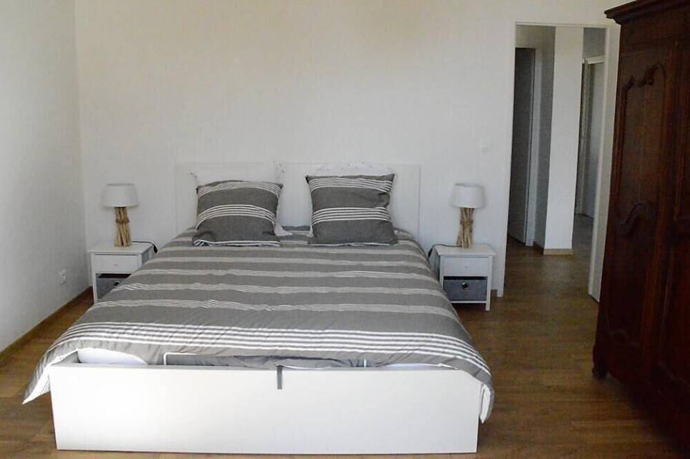 Capucine au soleil, appartement 80m², climatisé, ventilé et bien tempéré in Sanary-sur-Mer, Côte méditerranéenne (France)