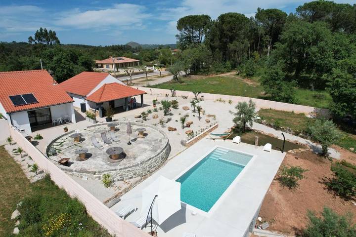 Casa de férias para 6 pessoas, com Varanda e Terraço e ainda Jardim and Piscina em Ansiao