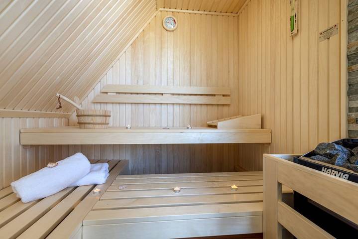 Ferienhaus für 6 Personen, mit Balkon und Terrasse sowie Garten und Sauna in Pruchten - 3