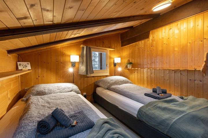 Gîte pour 5 personnes, avec jacuzzi et jardin dans Axalp - 4
