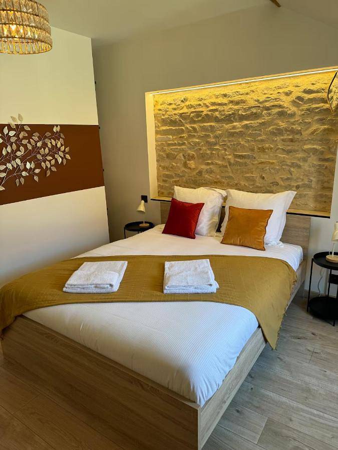 Location de vacances pour 8 personnes, avec jardin et vue à Buxy - 3