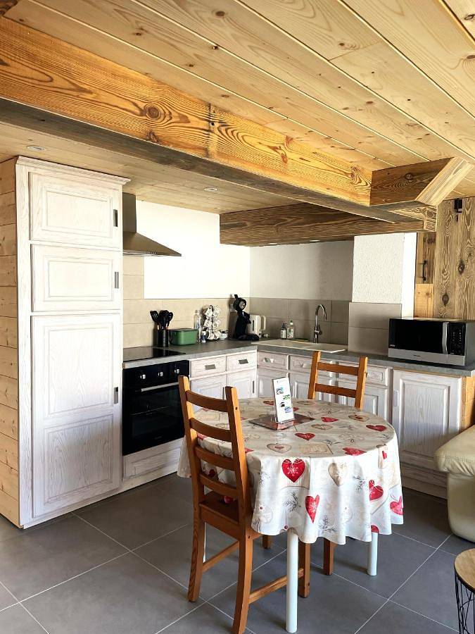 Appartement entier, L'atelier de l'horloger, 1 à 4 personnes in Maîche, Jura Francais