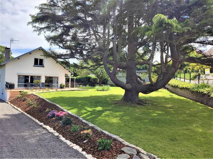 Gîte pour 10 personnes, avec jardin et terrasse, adapté aux familles dans Petit-Caux - 2