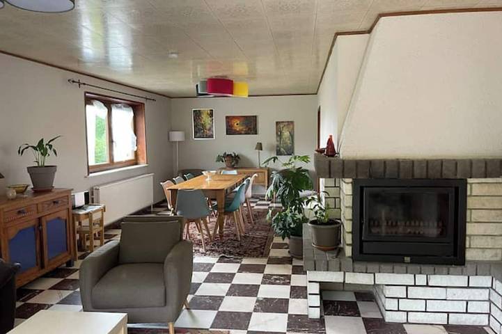 Gîte pour 8 personnes, avec terrasse et jardin dans Olloy-sur-Viroin - 4