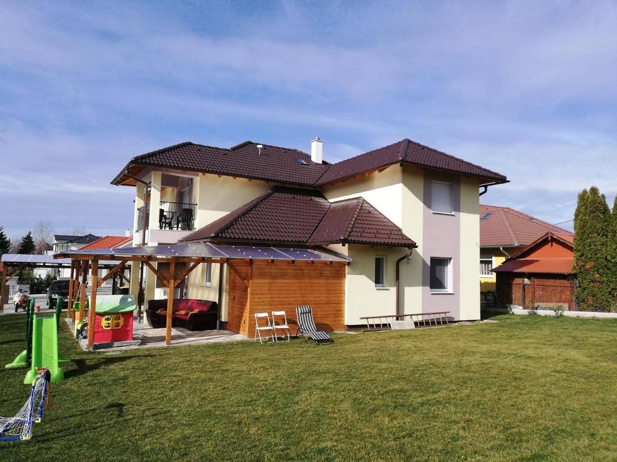 Ganze Wohnung, Villa Katalino in Gyenesdias, Balaton Hochland Nationalpark
