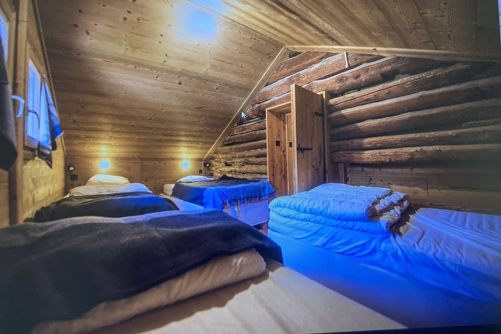 Chalet Molines Queyras, belle fuste renovee, confort luxe moderne Molines sauna in Molines-en-Queyras, Queyras