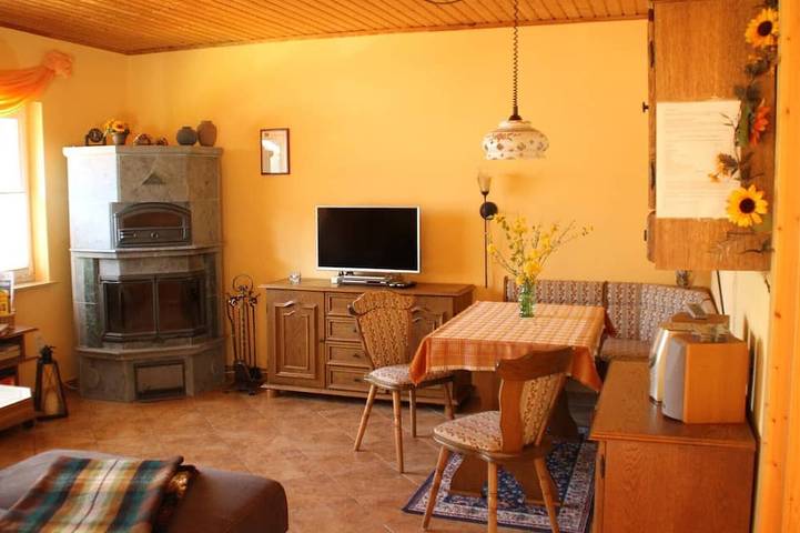 Ferienhaus für 2 Personen, mit Whirlpool und Terrasse sowie Garten und Sauna