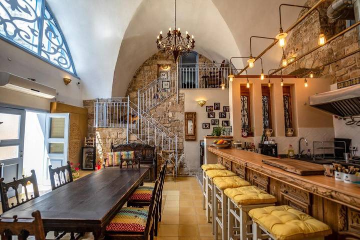 Alojamiento y desayuno para 6 personas, con terraza - 1