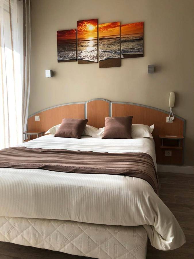 Logis Hotel Restaurant le Mirador in Portiragnes Plage, Portiragnes